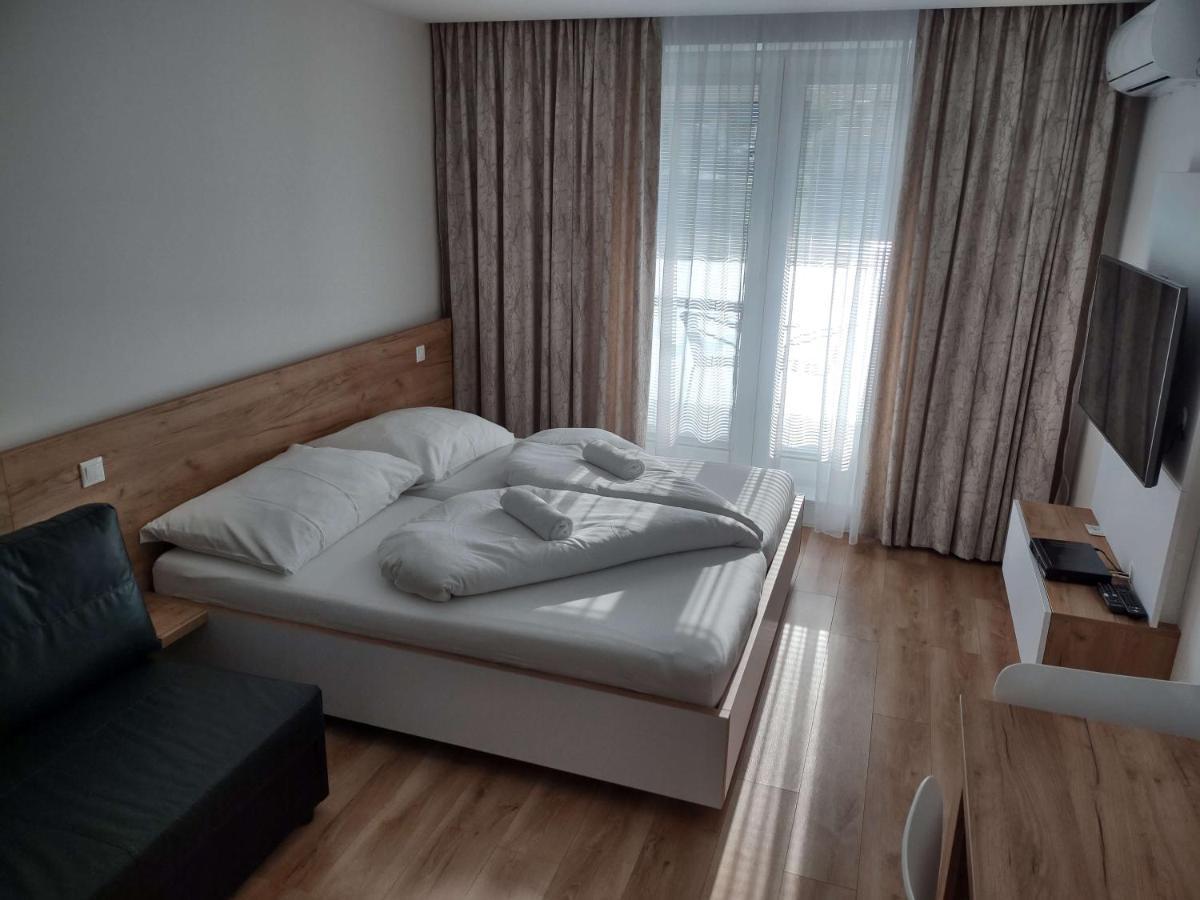 Apartman Kyjev 2 Podhájska Extérieur photo